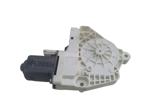 Motor do elevador de vidro trás direito AUDI A4 B8 Avant (8K5) 2.0 TDI (150 hp) 31330724