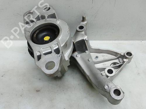 Used Engine mount RENAULT AUSTRAL TCe 160 (HGMJ) (158 hp) 25018921