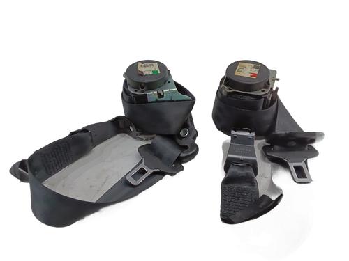 Used Rear right seatbelt Rear right seatbelt LAND ROVER RANGE ROVER SPORT I (L320) 3.0 D 4x4 (245 hp) 35945078 35945078