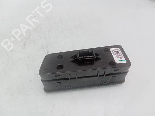 Used Switch HYUNDAI TUCSON (TL, TLE) 1.7 CRDi (116 hp) 21526960