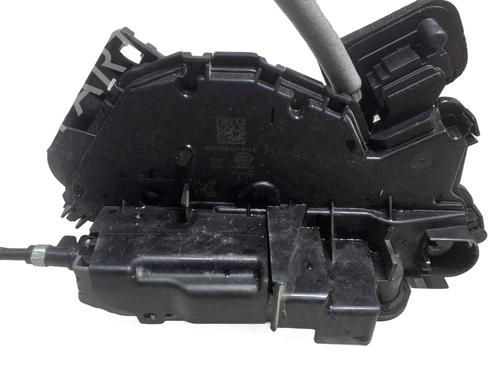 front-left-lock-vw-golf-viii-cd1-da1-2019-31967879 main image