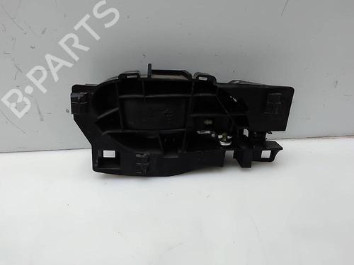 Used Front left interior door handle PEUGEOT 208 I (CA_, CC_) 1.6 HDi (92 hp) 23103617