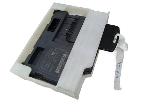 Used Card reader Card reader RENAULT CAPTUR I (J5_, H5_) 1.5 dCi 90 (J5N4, J5M5, J5MW, J5M6, J5AL, J5AJ) (90 hp) 18586971 18586971