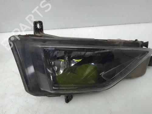 Used Right front fog light VW GOLF SPORTSVAN VII (AM1, AN1) 1.4 TSI (150 hp) 21526748