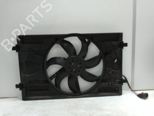 radiator-fan-vw-golf-vii-5g1-bq1-be1-be2-2012-2013-2014-2015-2016-2017-2018-2019-2020-2021-26054331 main image