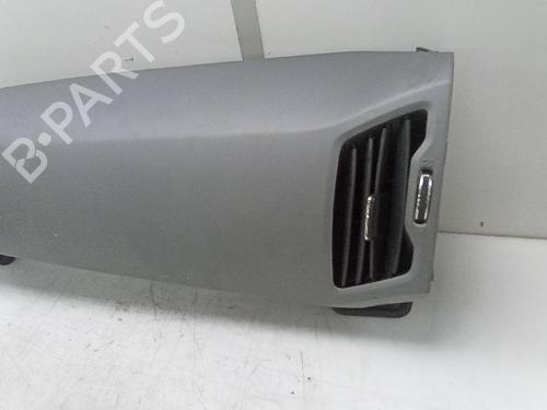 Used Air vent KIA SPORTAGE III (SL) 1.7 CRDi (116 hp) 18970845