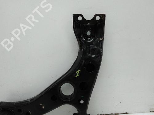 Used Left front suspension arm TOYOTA C-HR (_X1_) 1.8 Hybrid (ZYX10_, ZYX11_, ZYX10R, ZYX11R) (122 hp) 23559467