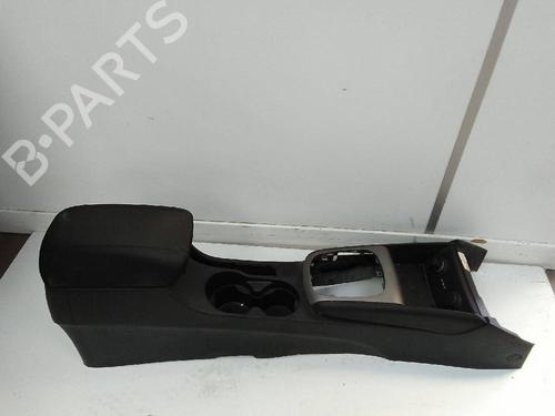 Used Middle console HYUNDAI i30 (FD) [2007-2012]  24736639