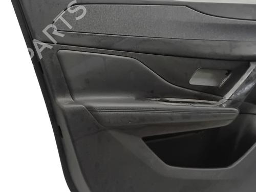 Tapicerka drzwi przednich lewych PEUGEOT 308 III (FB_, FH_, FP_, F3_, FM_) PureTech 130 (FPHNSL, FPHNST) | BP30803036C58
