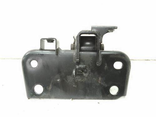 Engine mount TOYOTA AURIS Estate (_E18_) 2.0 D-4D (ADE186_) | BP18586091M89 