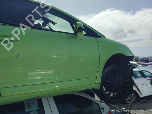 Used Right front fenders CITROËN C4 Coupe (LA_) 2.0 HDi (136 hp) 18575675