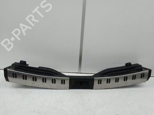 Used Tailgate trim Tailgate trim 20143936 20143936