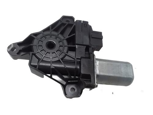 Used Right rear window motor MERCEDES-BENZ B-CLASS Sports Tourer (W246, W242) B 180 CDI (246.200) (109 hp) 29935824