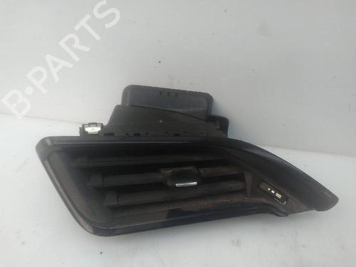 Air vent PEUGEOT 208 I (CA_, CC_) 1.2 VTI 82 | BP21678125I21 