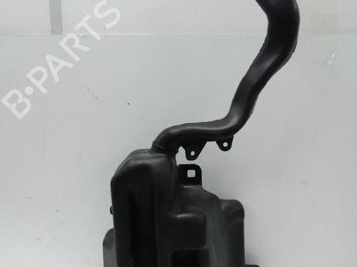 Windscreen washer tank MERCEDES-BENZ GLA-CLASS (X156) GLA 200 CDI / d (156.908) | BP24465071C113 
