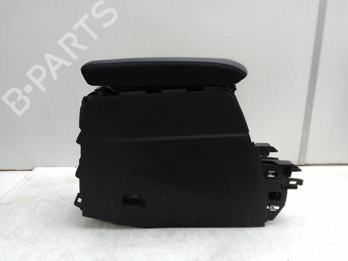 Used Armrest / Center console Armrest / Center console PEUGEOT 2008 II (UD_, US_, UY_, UJ_, UR_, UC_) 1.5 BlueHDI 110 (UDYHSK) (110 hp) 18582155 18582155