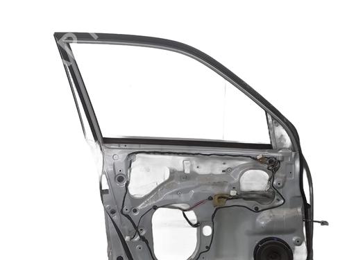 Left front door SUZUKI GRAND VITARA II (JT, TE, TD) 1.9 DDiS All-wheel Drive (JT419, TD44, JB419WD, JB419XD,... | BP31168060C2