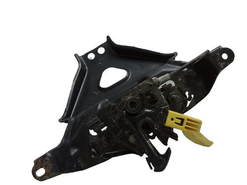 Used Hood lock NISSAN JUKE (F16_) DIG-T 117 (117 hp) 30527167