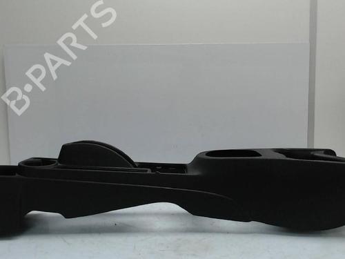Middle console TOYOTA YARIS (_P13_) 1.4 D (NLP130_, NLP130) | BP23103267I22 