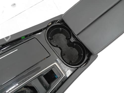 Middle console PEUGEOT 508 II (FB_, FH_, F3_) 1.5 BlueHDI 130 (FBYHZJ, FBYHZR) | BP34209206I22 - Image 5