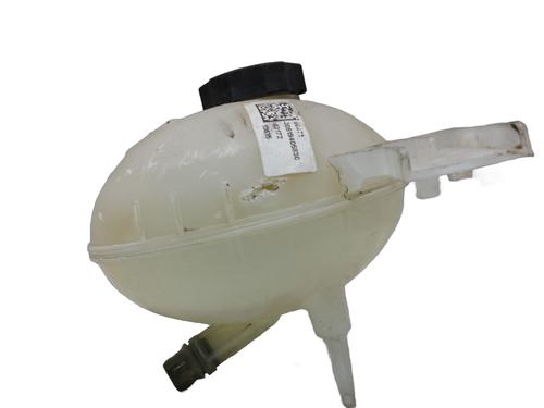 expansion-tank-fiat-tipo-hatchback-356_-357_-2016-33166566 main image
