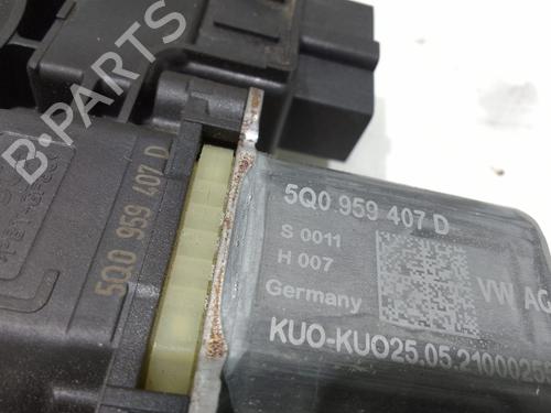 Left rear window motor SEAT ARONA (KJ7, KJP) 1.0 TSI | BP36110394E23  - Image 7