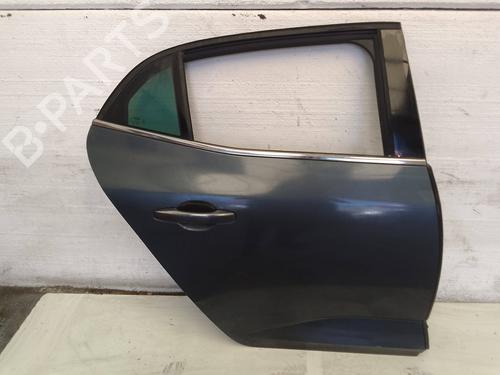 right-rear-door-renault-megane-iv-hatchback-b9amn_-sin-referencia-2015-18582475 main image
