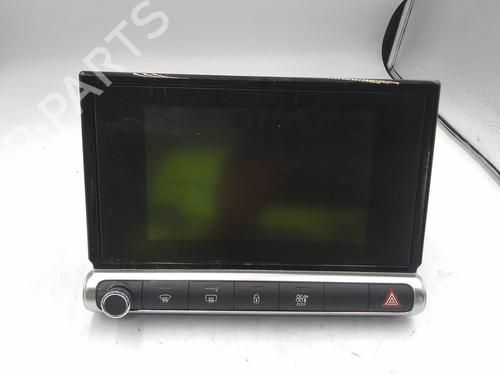 Used Display monitor CITROËN C4 CACTUS 1.2 THP 110 (110 hp) 29477206