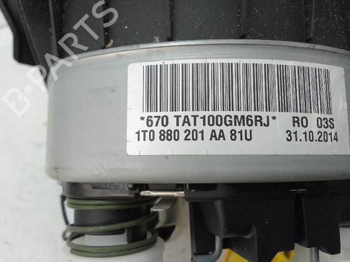 Used Driver airbag VW TOURAN (1T3) 1.6 TDI (105 hp) 19041245