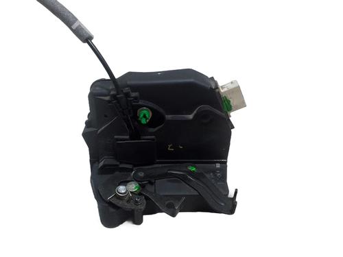 Venstre foran lås LAND ROVER RANGE ROVER III (L322) 4.4 4x4 (286 hp) 31706865