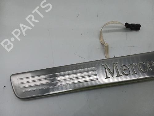 Used Door moulding trim MERCEDES-BENZ A-CLASS (W176) A 200 CDI / d (176.008) (136 hp) 27448178