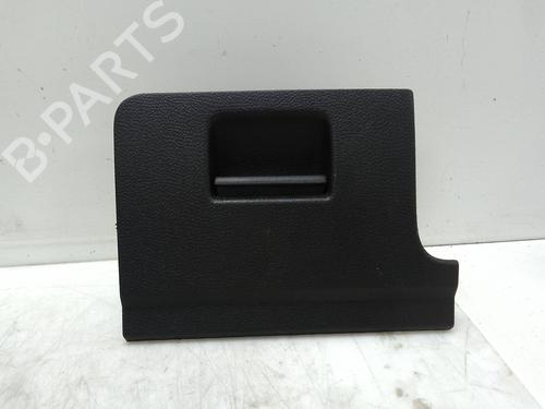 Used Glove box Glove box VW GOLF VI (5K1) 2.0 TDI (170 hp) 18584815 18584815