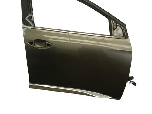 Used Right front door Right front door 36881587 36881587
