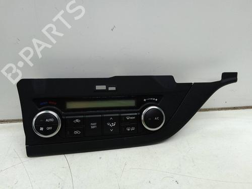 Used Climate control Climate control TOYOTA AURIS Estate (_E18_) 2.0 D-4D (ADE186_) (124 hp) 18585510 18585510