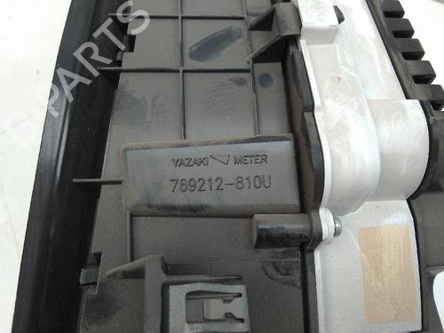 Instrument cluster VOLVO V40 Hatchback (525) D3 | BP18578885C47 