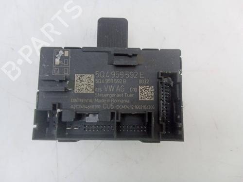 Commande Confort SEAT LEON (5F1) 1.2 TSI (105 hp) 28147930