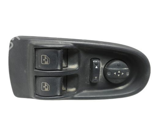 Used Left front window switch IVECO MASSIF Pickup 3.0 HPI (146 hp) 30192404