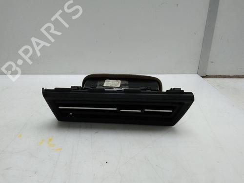 Used Air vent SEAT IBIZA V (KJ1, KJG) 1.0 TSI (116 hp) 28148399