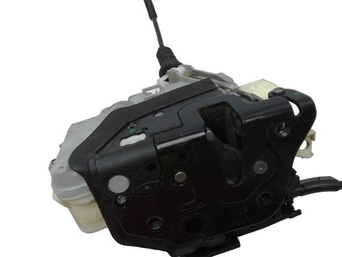 Front left lock VW PASSAT B7 Variant (365) 1.6 TDI | BP28150220C98 - Image 4