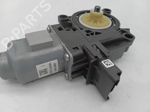 Left front window motor HYUNDAI i30 Estate (PDE) 1.6 CRDi | BP30050980E21 
