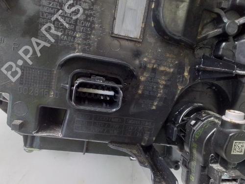 Phare droit RENAULT CLIO V (B7_) 1.0 TCe 100 (B7MT) (101 hp) 28070291