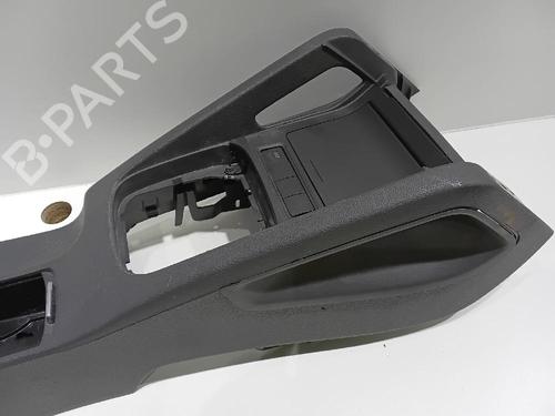 Middle console VW GOLF PLUS V (5M1, 521) 1.6 TDI | BP26705020I22 