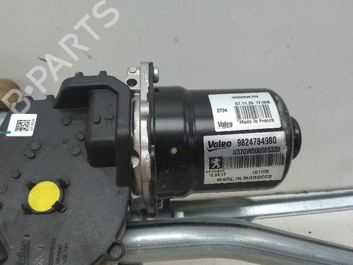 Used Front wiper motor OPEL CORSA F (P2JO) 1.2 (68) (101 hp) 20156509