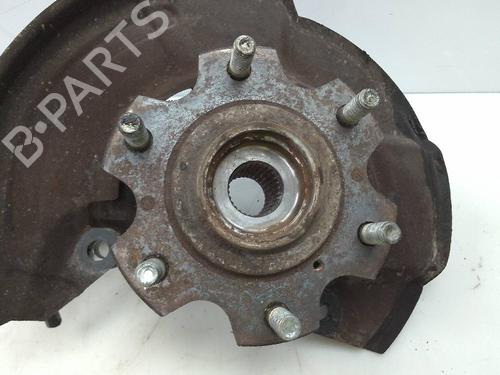 Used Left front steering knuckle MITSUBISHI PAJERO III (V7_W, V6_W) 3.2 Di-D (V68W) (160 hp) 20853154