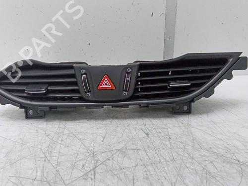 Used Air vent Air vent HYUNDAI i30 FASTBACK (PDE, PDEN) 1.0 T-GDI (120 hp) 18736820 18736820