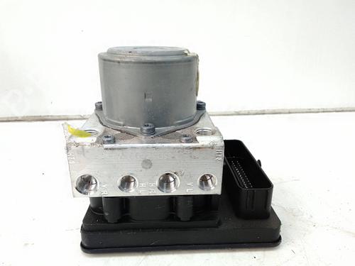 Used ABS pump MERCEDES-BENZ C-CLASS (W205) C 450 AMG 4-matic (205.064) (367 hp) 26053944