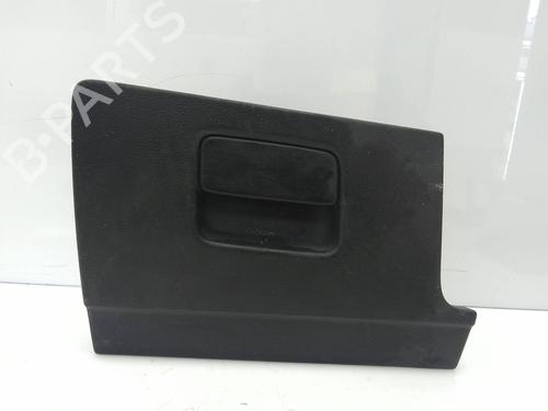 Used Glove box Glove box VW PASSAT B7 (362) 1.4 TSI EcoFuel (150 hp) 21125941 21125941