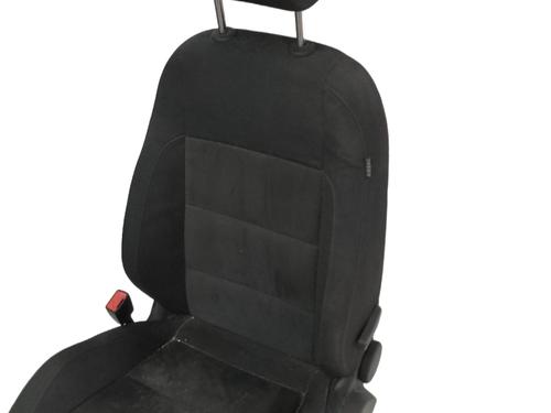 Left front seat VW GOLF VI (5K1) 2.0 TDI | BP23882795C15 - Image 4