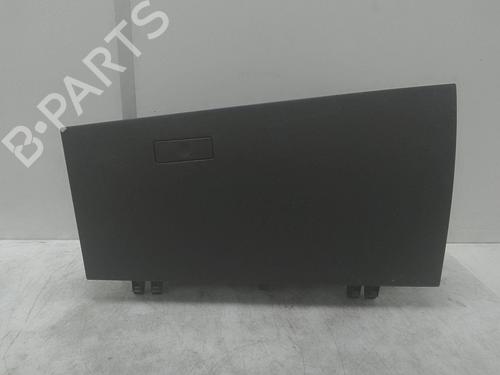Used Glove box Glove box TOYOTA C-HR (_X1_) 1.8 Hybrid (ZYX10_, ZYX11_, ZYX10R, ZYX11R) (122 hp) 18861894 18861894