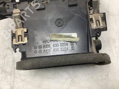Air vent MERCEDES-BENZ GLE (W166) 250 d 4-matic (166.004) | BP18578060I21 
